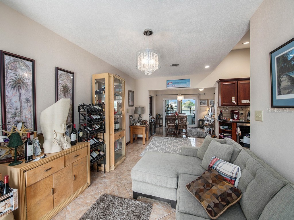 1818 Dolphin Boulevard S Saint Petersburg FL 33707 - BOCA CIEGA BAY TB8344834 image11