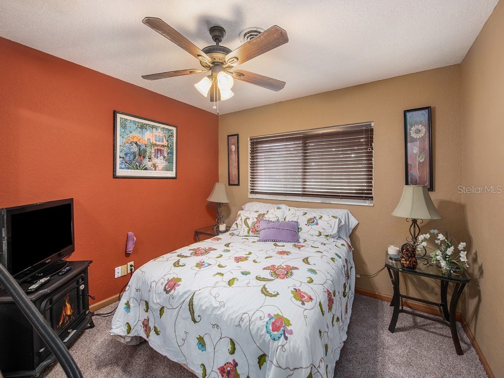 1818 Dolphin Boulevard S Saint Petersburg FL 33707 - BOCA CIEGA BAY TB8344834 image15