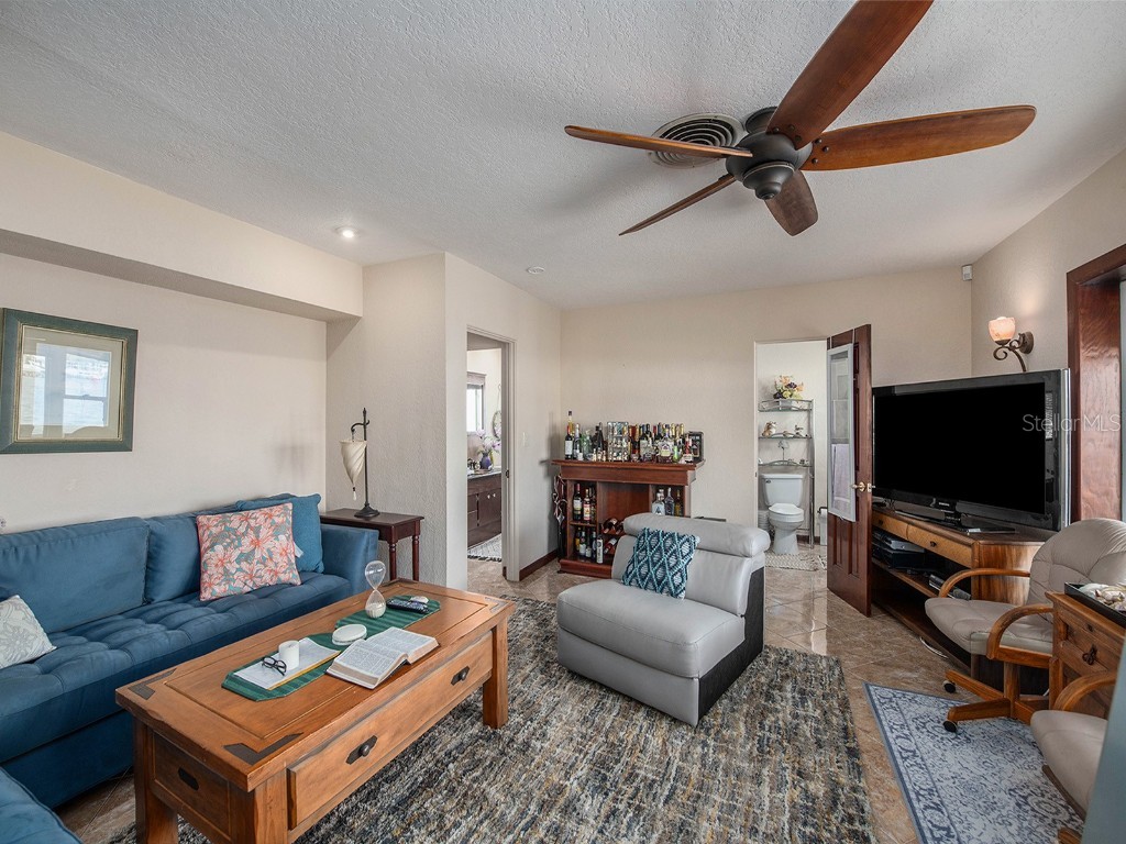 1818 Dolphin Boulevard S Saint Petersburg FL 33707 - BOCA CIEGA BAY TB8344834 image19