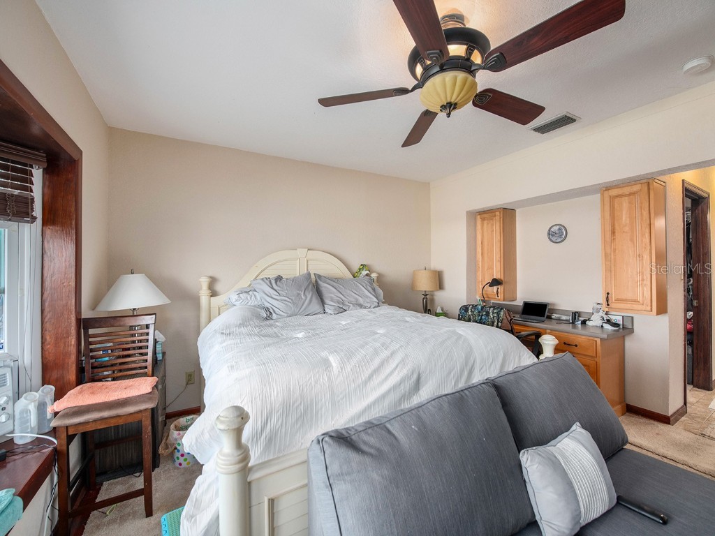 1818 Dolphin Boulevard S Saint Petersburg FL 33707 - BOCA CIEGA BAY TB8344834 image24