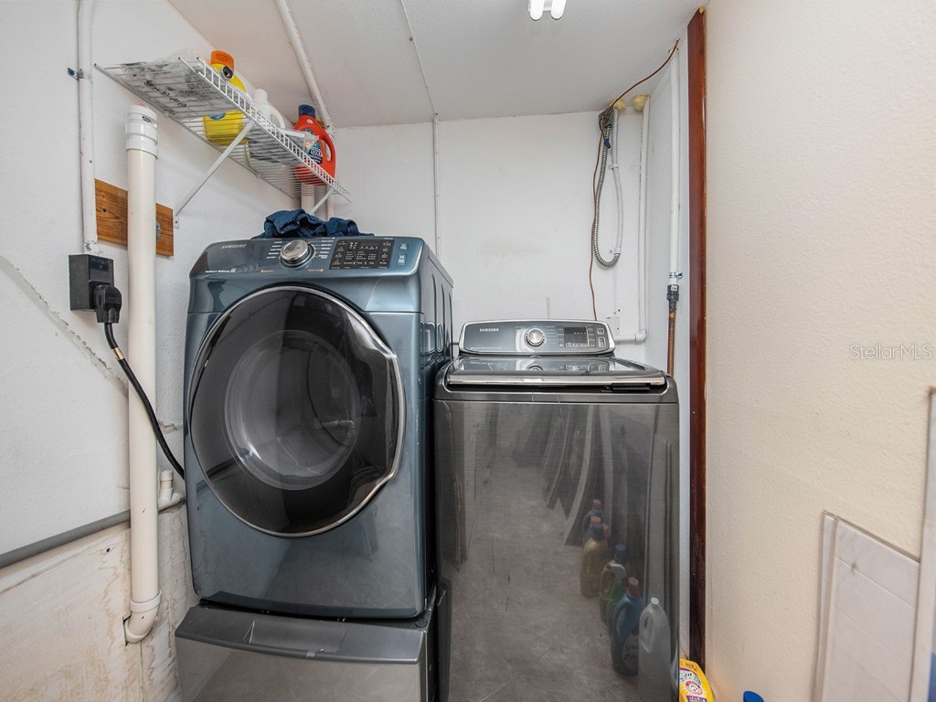 1818 Dolphin Boulevard S Saint Petersburg FL 33707 - BOCA CIEGA BAY TB8344834 image28