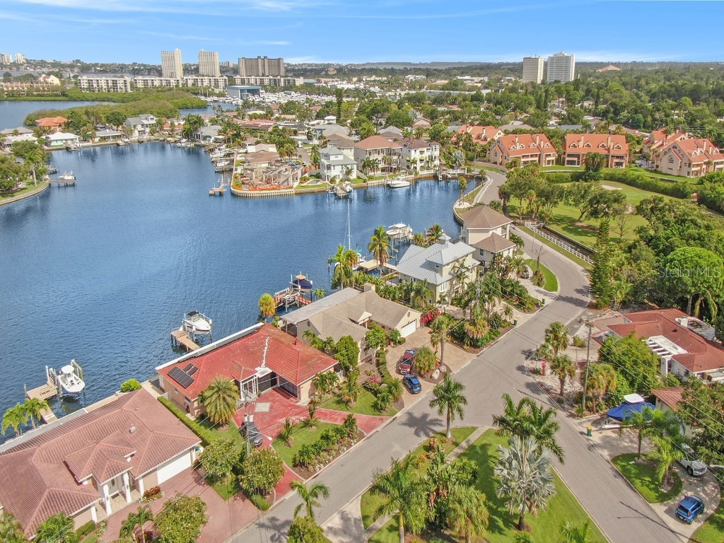 1818 Dolphin Boulevard S Saint Petersburg FL 33707 - BOCA CIEGA BAY TB8344834 image40