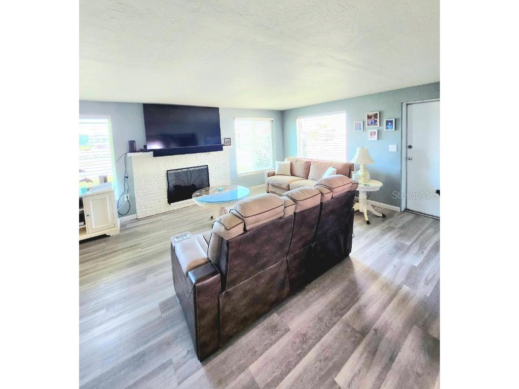 1818 Iowa Avenue Bradenton FL 34207 - SARASOTA BAY A4666324 image10