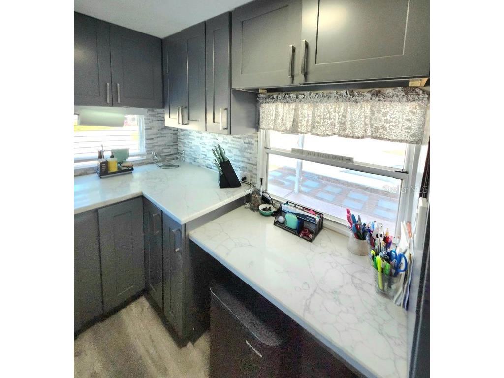 1818 Iowa Avenue Bradenton FL 34207 - SARASOTA BAY A4666324 image23