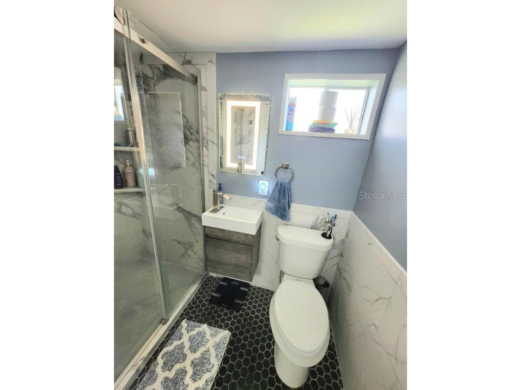 1818 Iowa Avenue Bradenton FL 34207 - SARASOTA BAY A4666324 image27