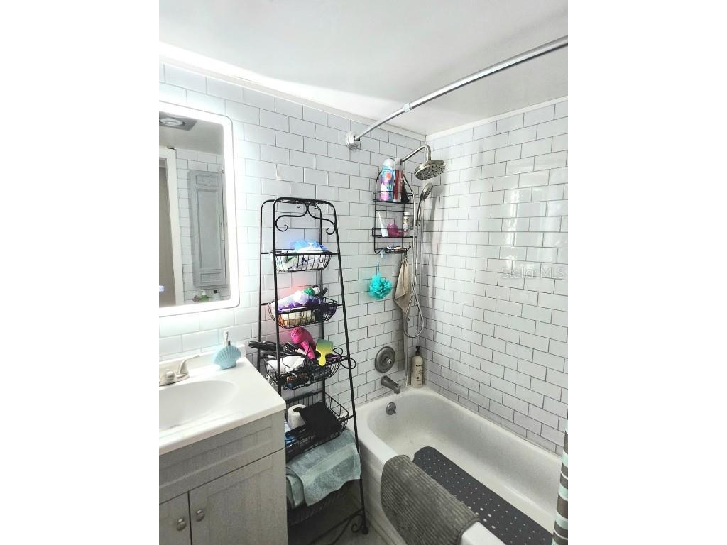 1818 Iowa Avenue Bradenton FL 34207 - SARASOTA BAY A4666324 image33