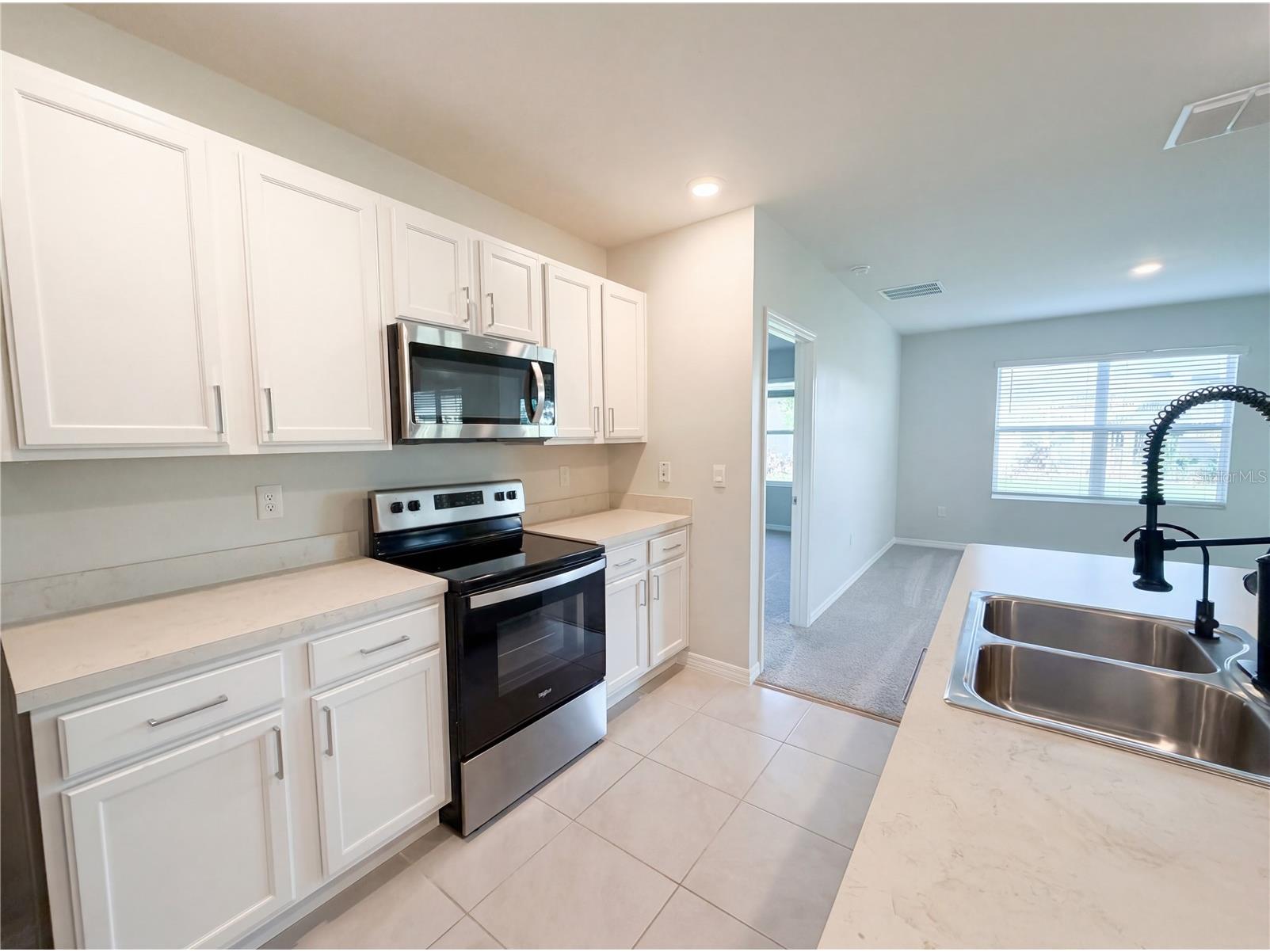 1818 Irby Court Tavares FL 32778 O6396847 image2