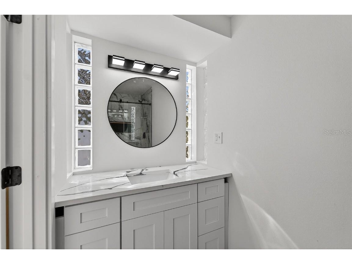 1818 Michigan Avenue NE Saint Petersburg FL 33703 TB8450684 image29