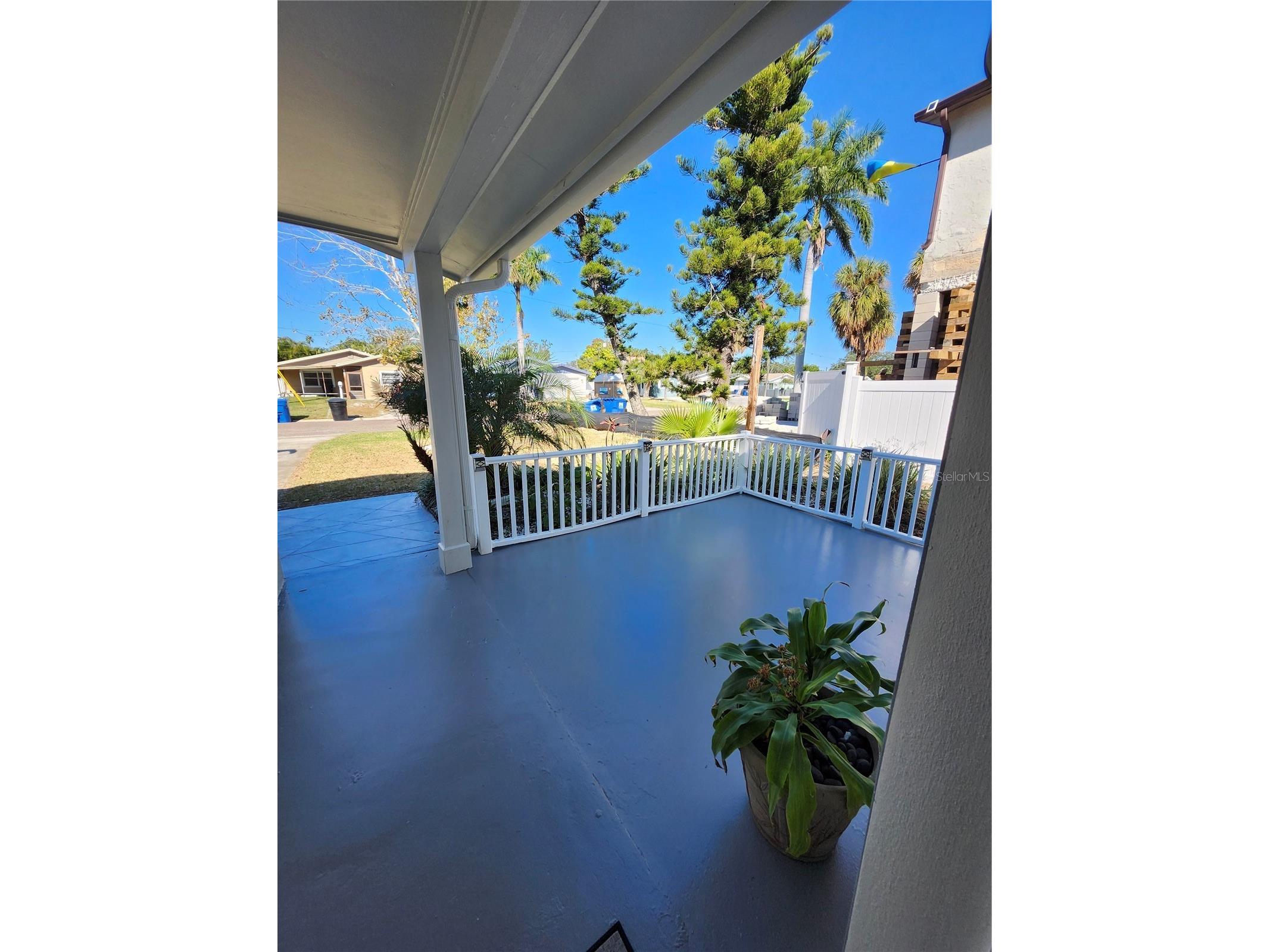 1818 Shore Acres Boulevard NE Saint Petersburg FL 33703 TB8454495 image2