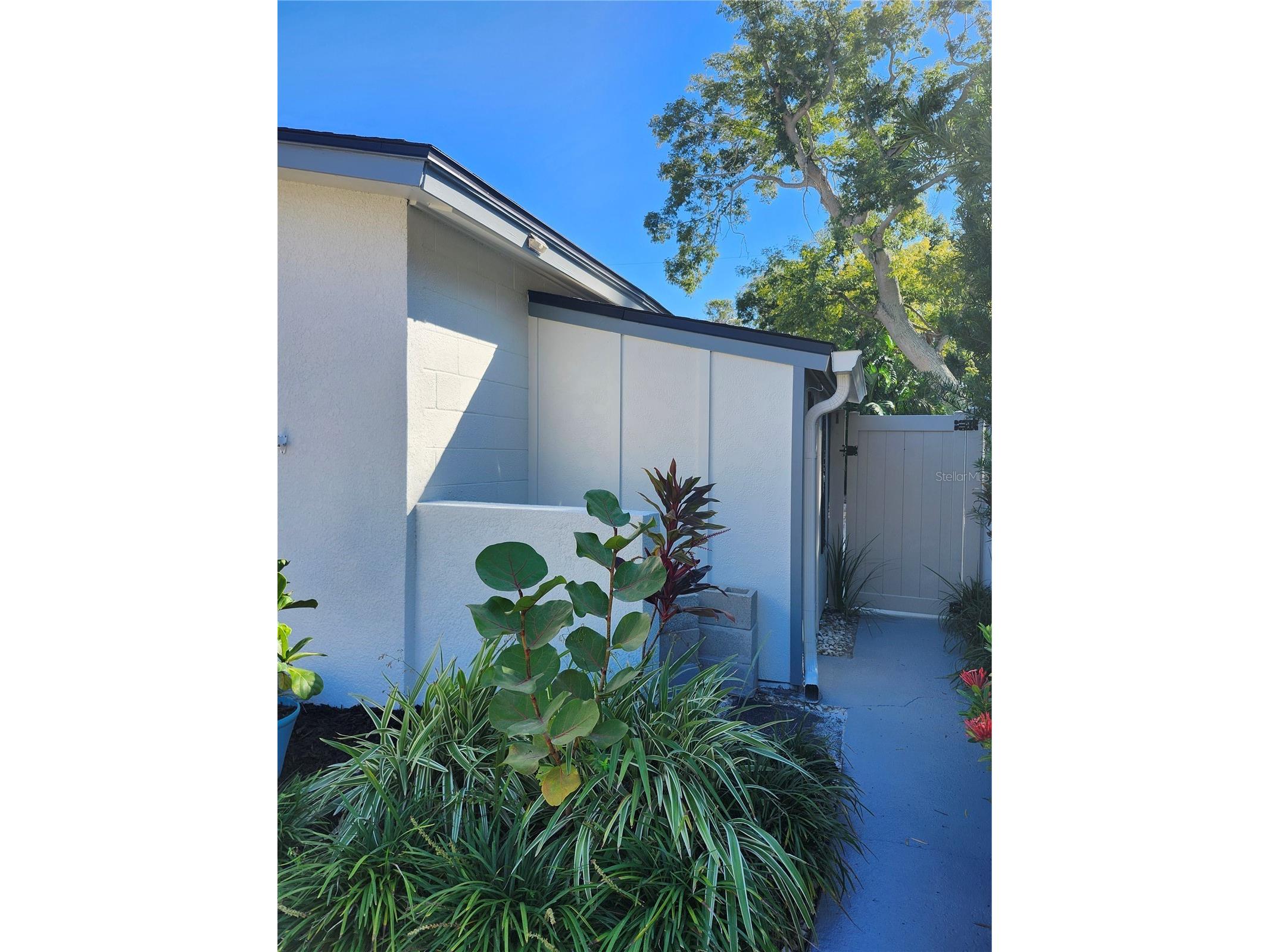 1818 Shore Acres Boulevard NE Saint Petersburg FL 33703 TB8454495 image29