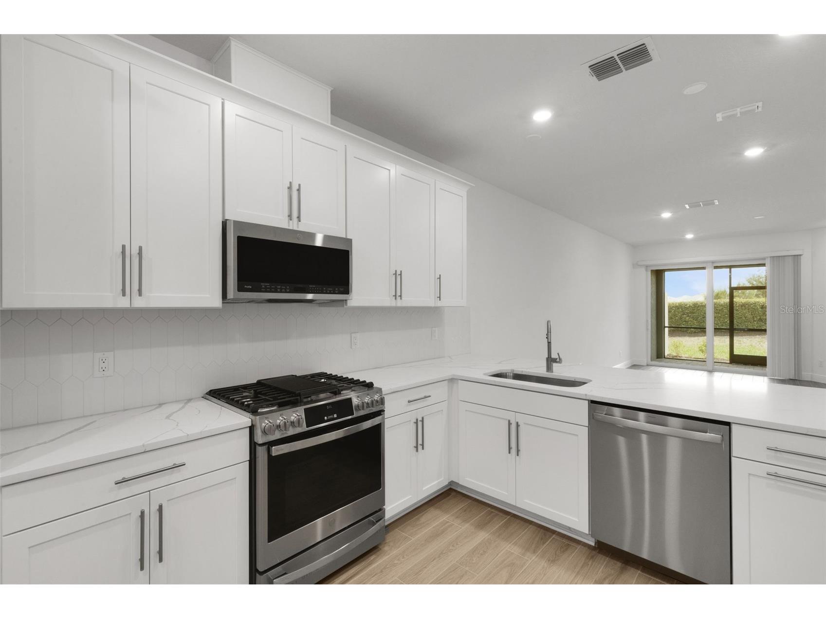 18181 Cherished Loop Bradenton FL 34211 A4699263 image9
