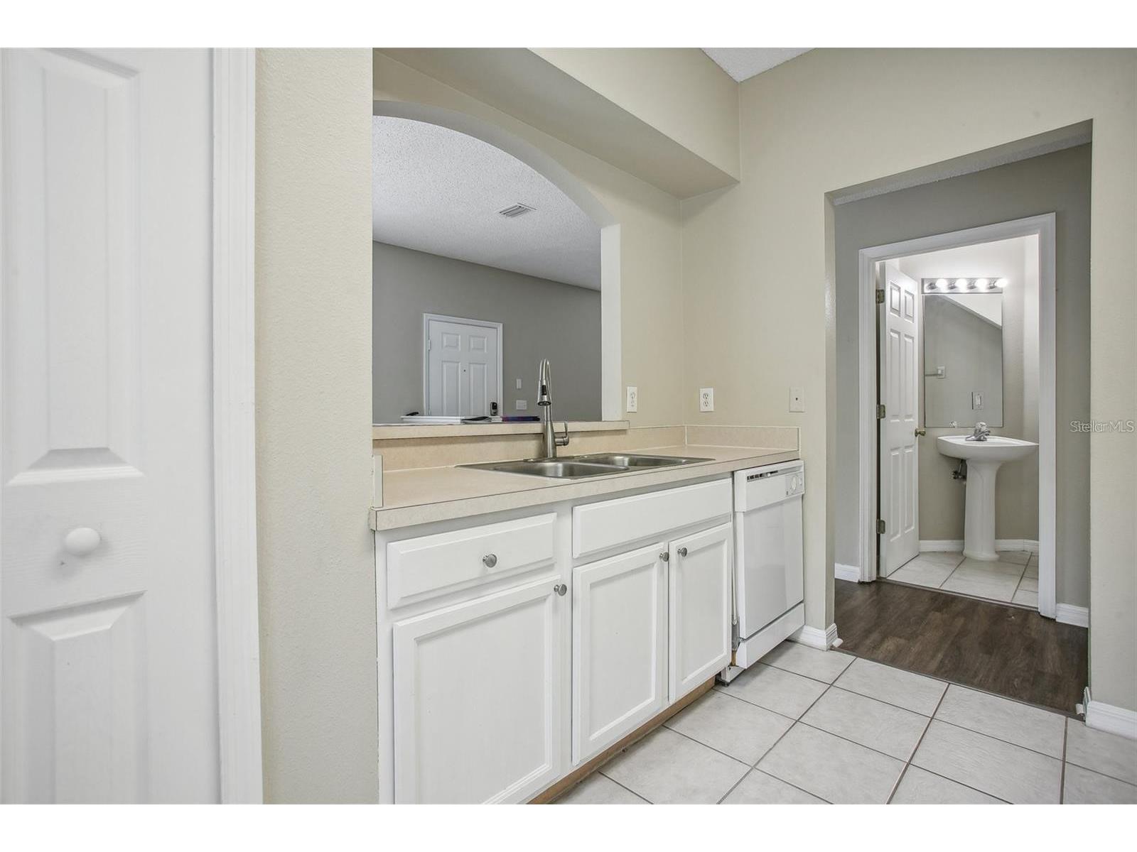 18181 Paradise Point Drive Tampa FL 33647 TB8513535 image23