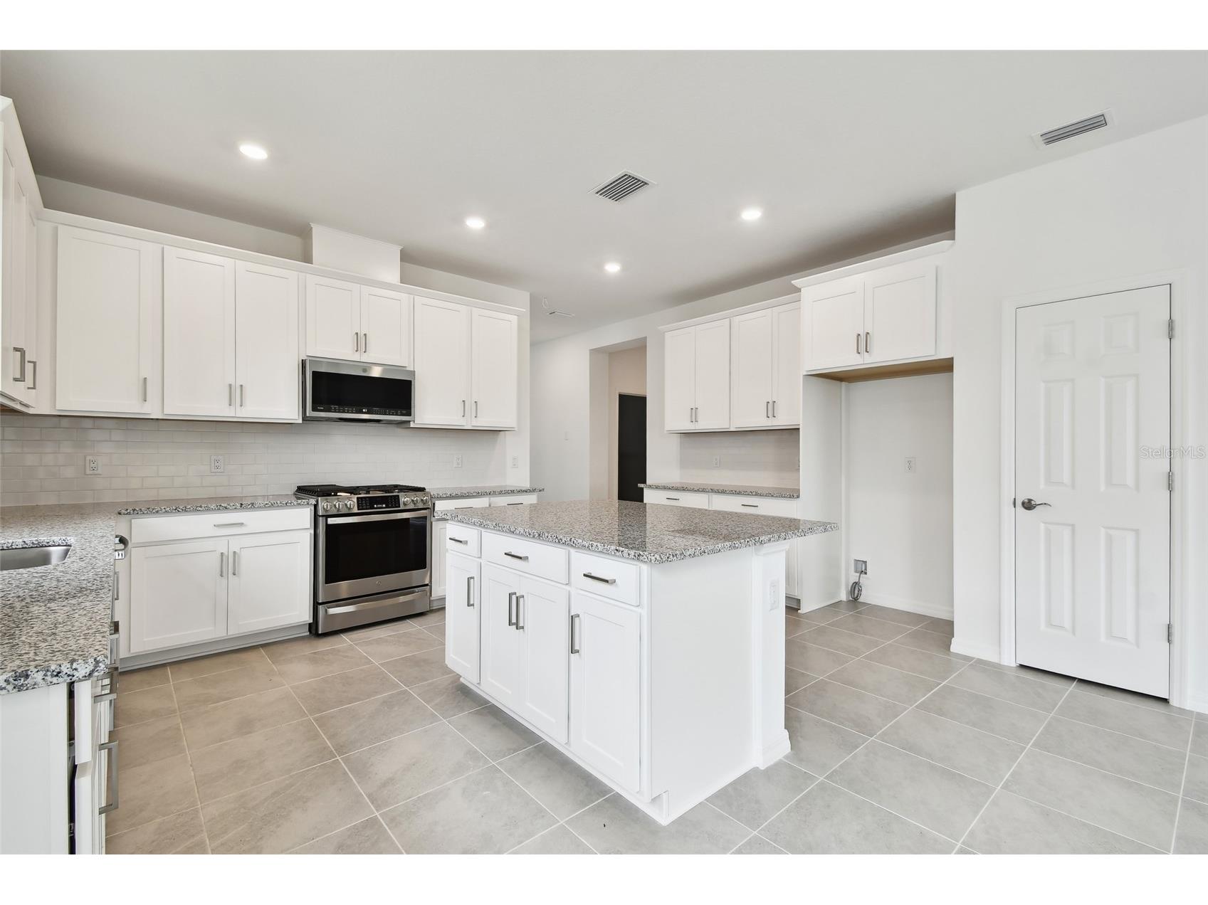 18185 Cherished Loop Lakewood Ranch FL 34211 R4911070 image3