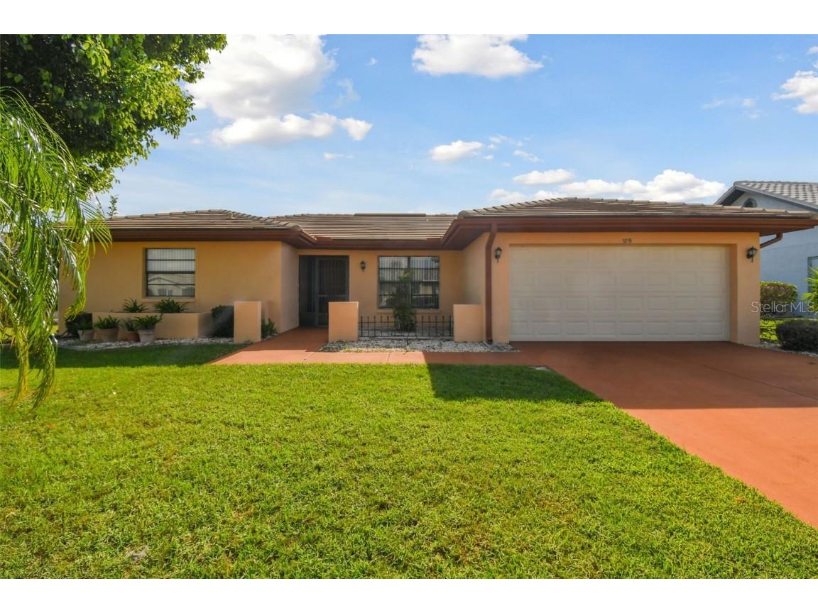 1819 Granville Lane Sun City Center FL 33573 T3539239 image1