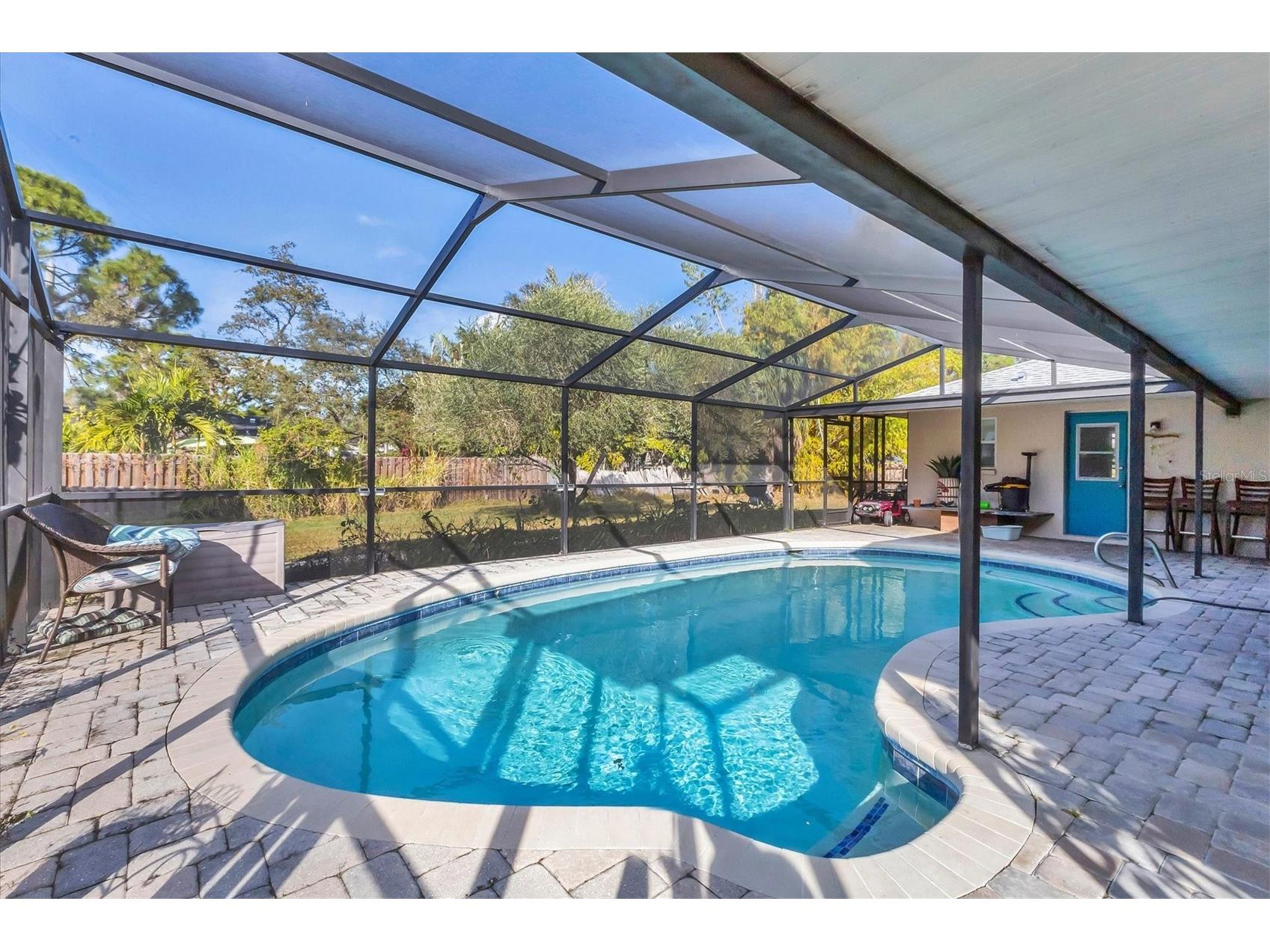 1819 Mova Street Sarasota FL 34231 - INTRACOASTAL & GULF OF AMERICA A4676090 image2