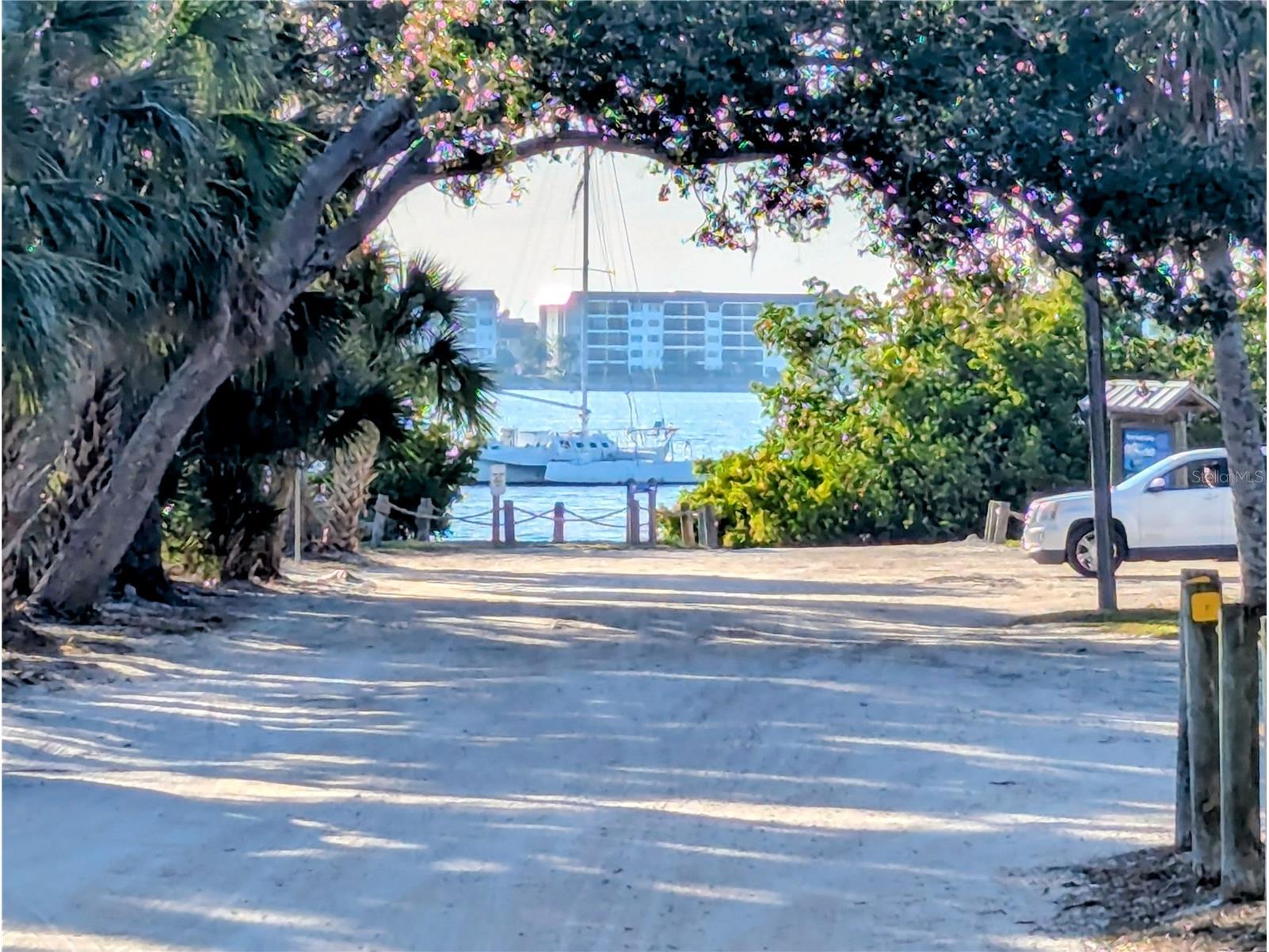 1819 Mova Street Sarasota FL 34231 - INTRACOASTAL & GULF OF AMERICA A4676090 image33