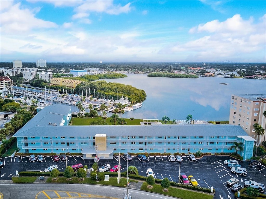 1819 Shore Drive S #217 South Pasadena FL 33707 - BOCA CIEGA BAY U8141187 image1