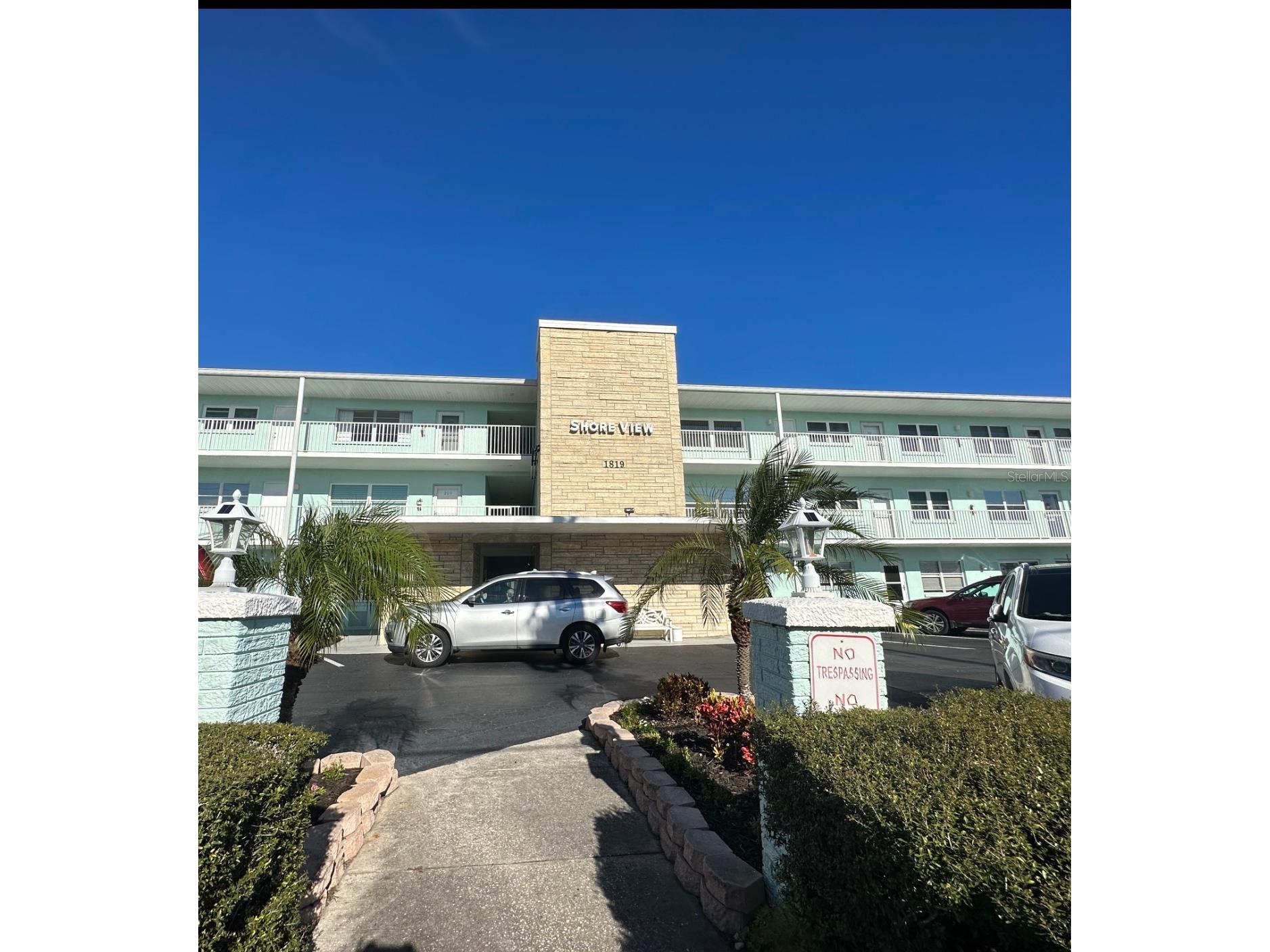 1819 Shore Drive S #307 South Pasadena FL 33707 TB8474346 image1