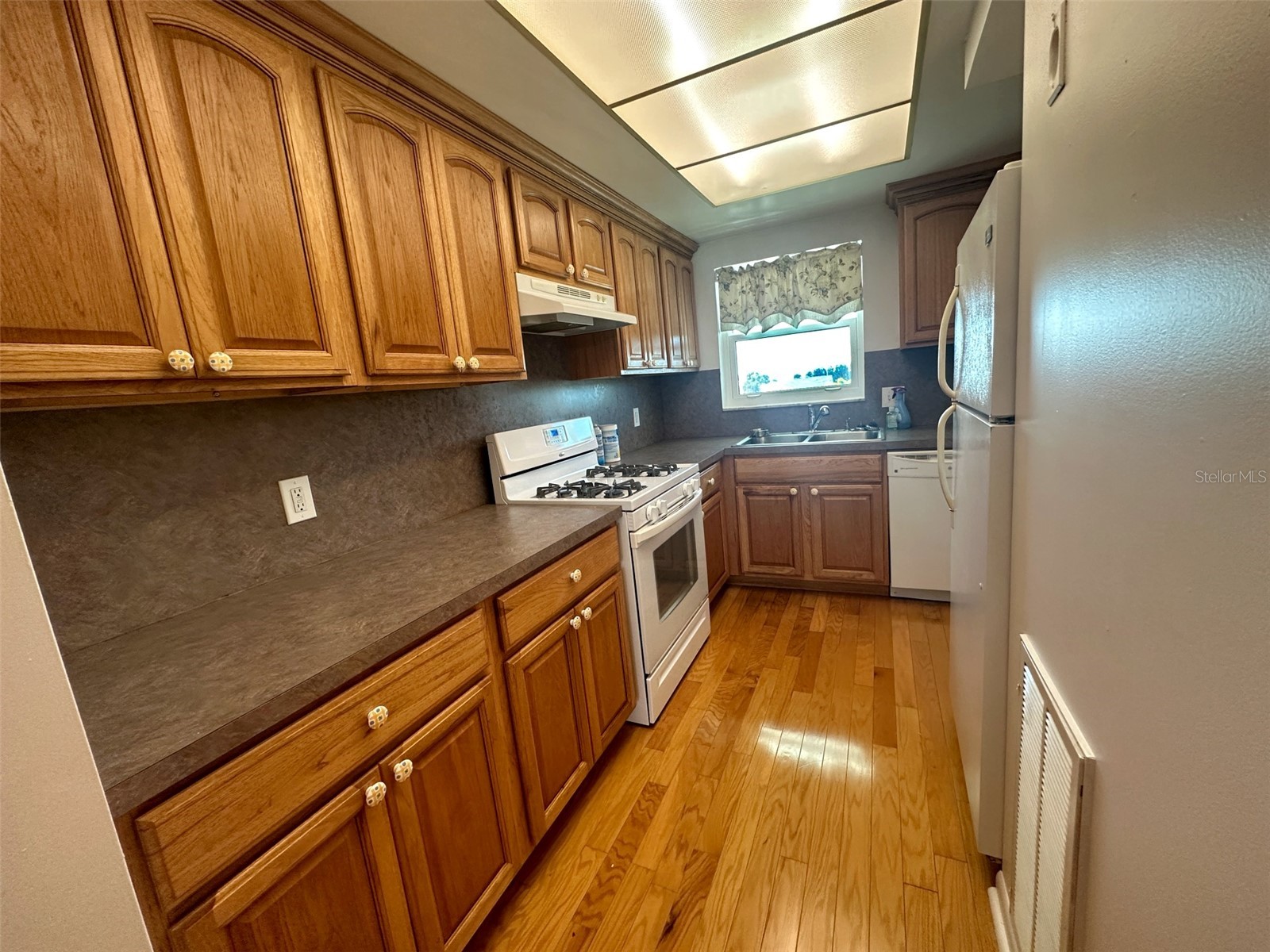 1819 Shore Drive S #307 South Pasadena FL 33707 TB8474346 image6