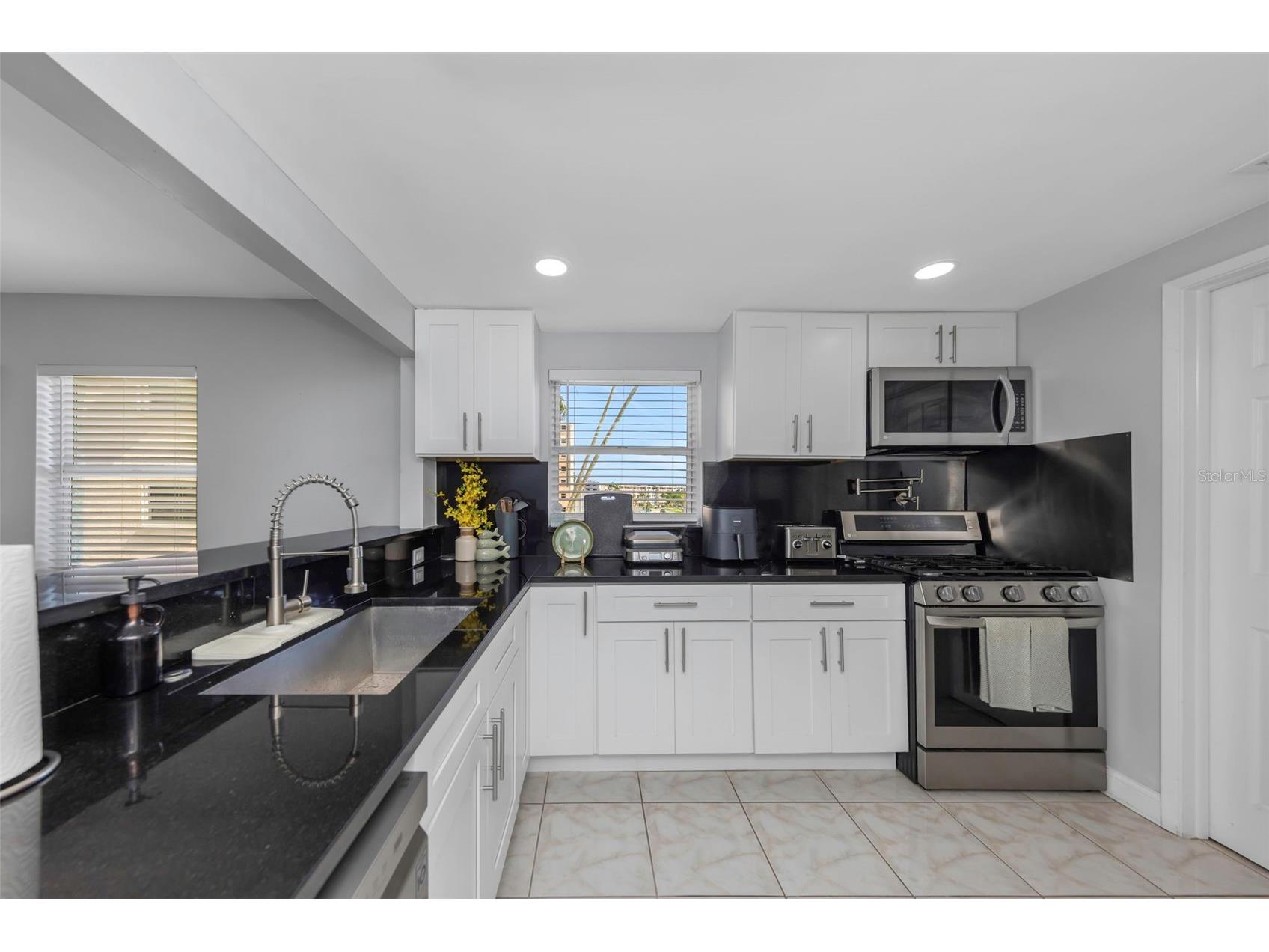 1819 Shore Drive S #318 South Pasadena FL 33707 TB8489184 image10