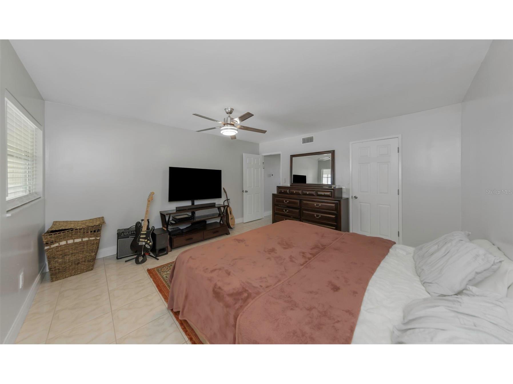 1819 Shore Drive S #318 South Pasadena FL 33707 TB8489184 image21