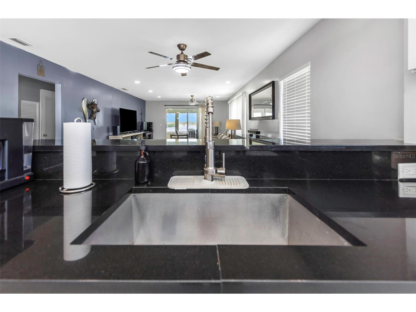 1819 Shore Drive S #318 South Pasadena FL 33707 TB8489184 image3