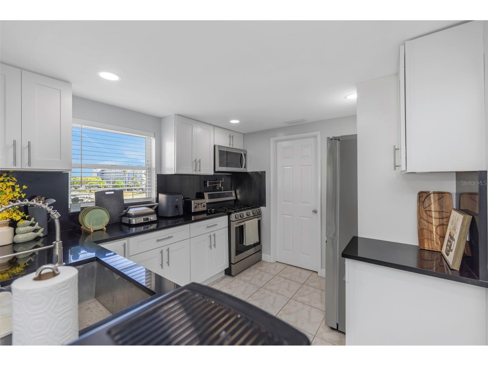 1819 Shore Drive S #318 South Pasadena FL 33707 TB8489184 image7