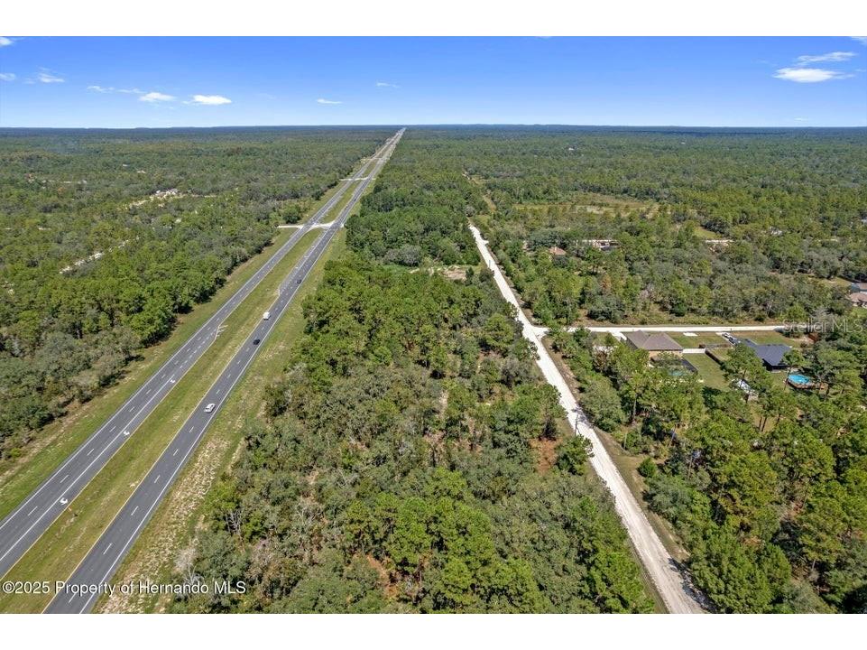 18193 Commercial Way Weeki Wachee FL 34614 W7881840 image5