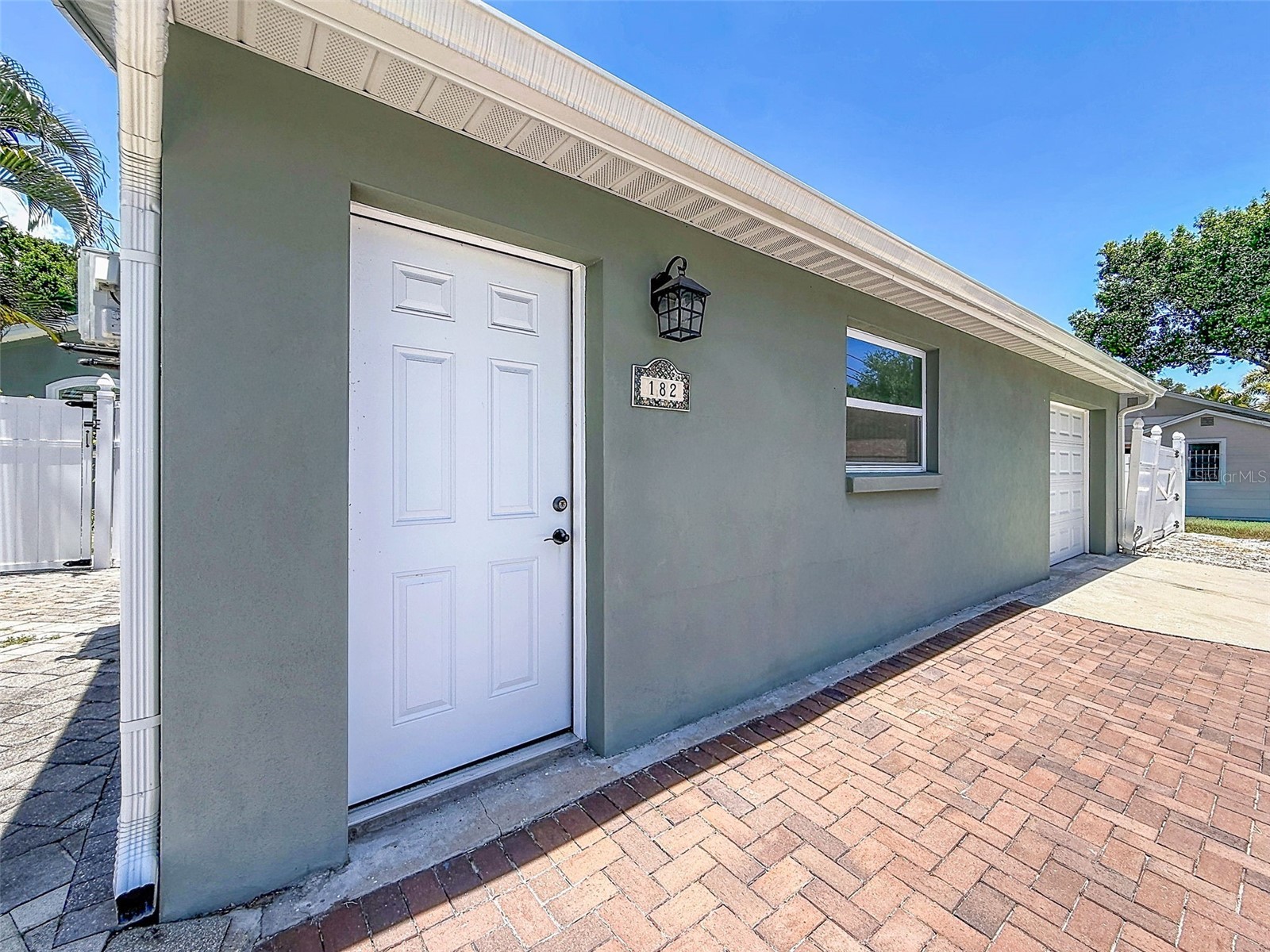 182 29th Avenue N Saint Petersburg FL 33704 TB8522082 image81