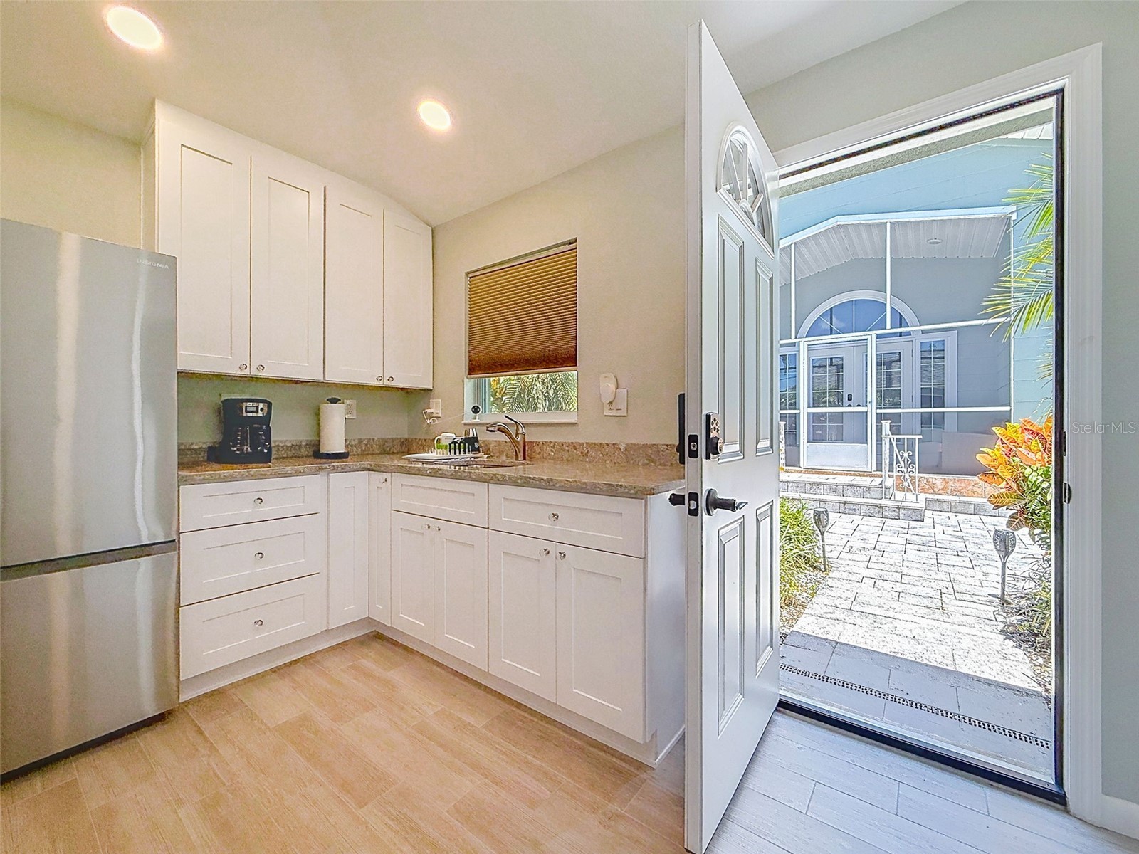 182 29th Avenue N Saint Petersburg FL 33704 TB8522082 image84