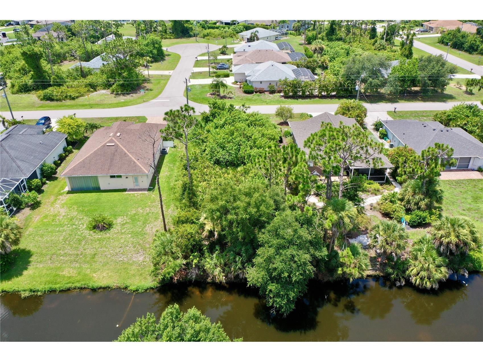 182 Albatross Road Rotonda West FL 33947 C7528372 image1