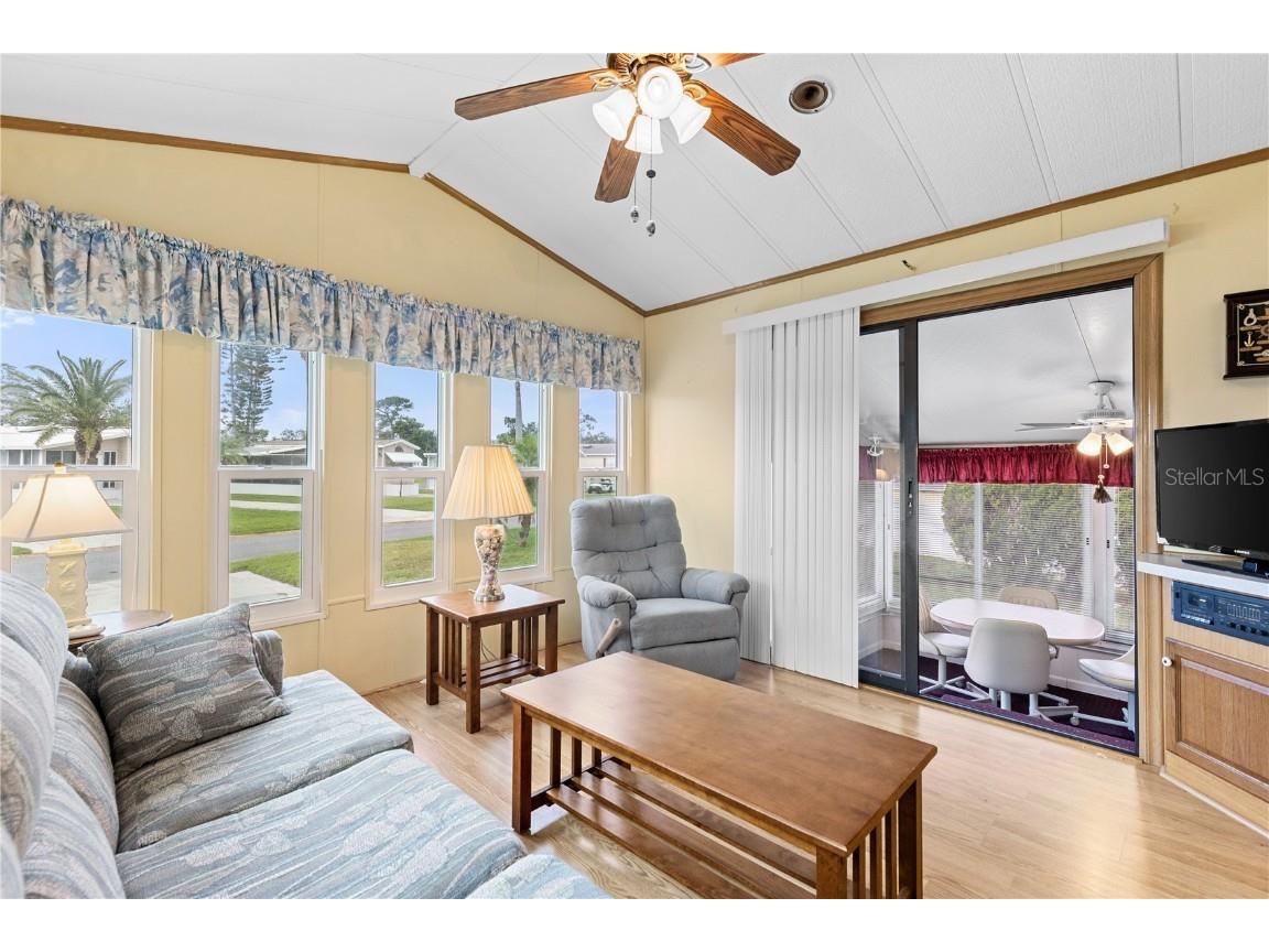 182 Crown Point Drive Nokomis FL 34275 A4647919 image3