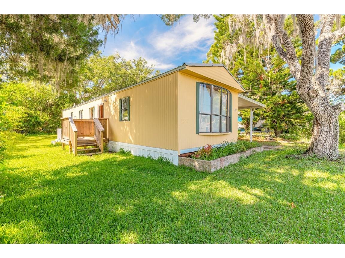 182 Douglas Street Edgewater FL 32141 V4943434 image1