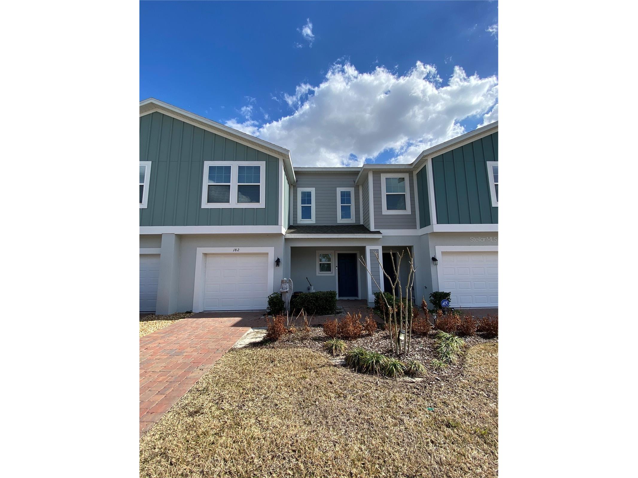 182 Glass Onion Drive Howey In The Hills FL 34737 O6386571 image1