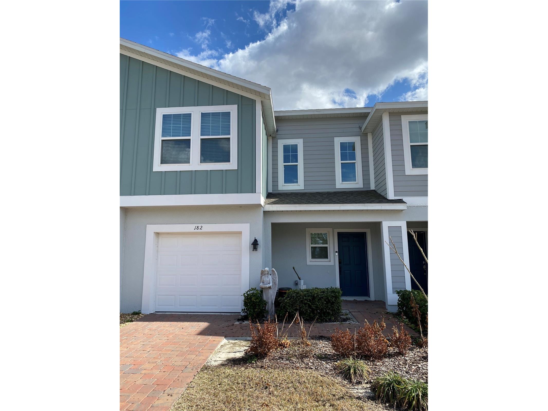 182 Glass Onion Drive Howey In The Hills FL 34737 O6386571 image2