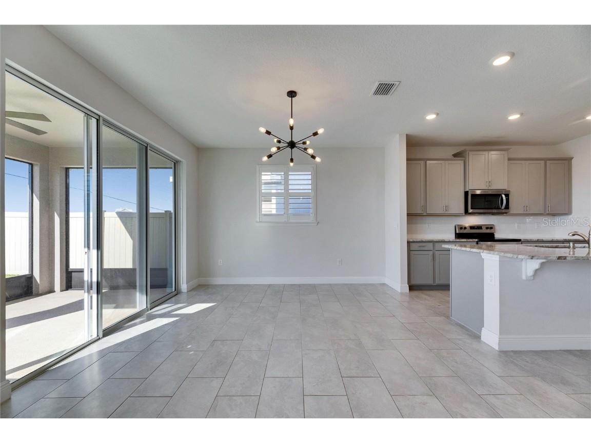 182 Mangrove Manor Drive Apollo Beach FL 33572 TB8462275 image11