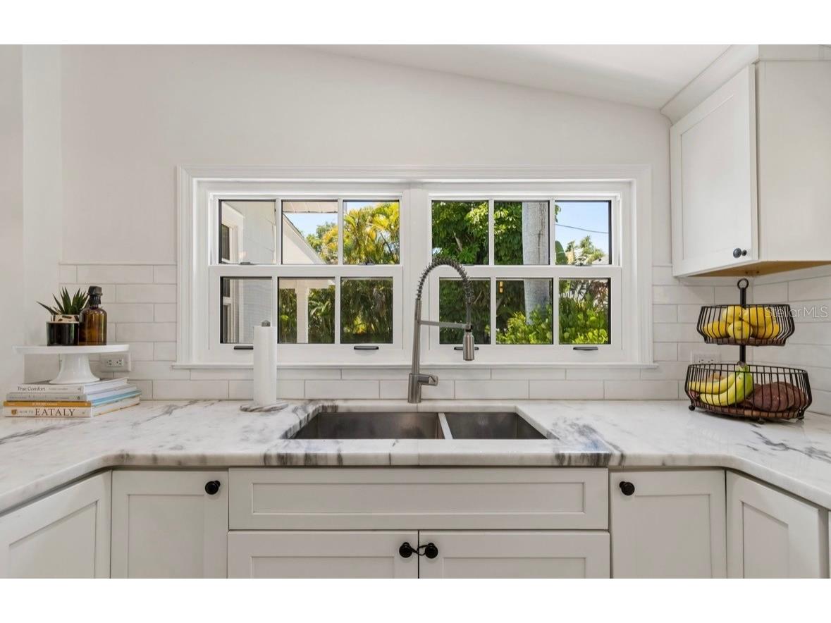 1820 1st Street N Saint Petersburg FL 33704 TB8503355 image10