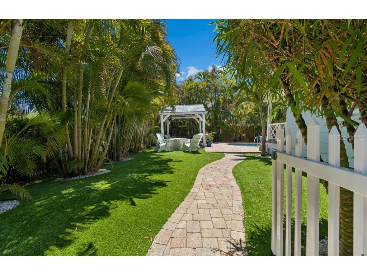1820 1st Street N Saint Petersburg FL 33704 TB8503355 image74
