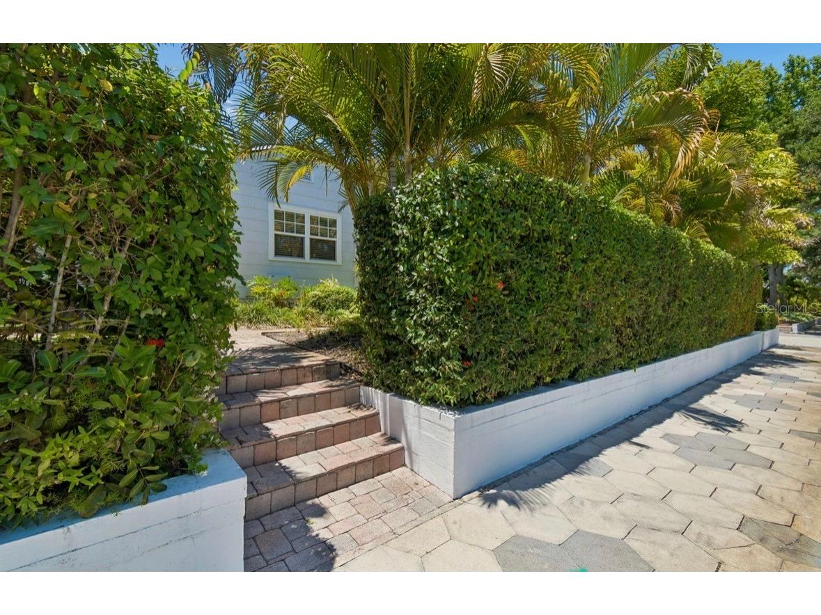 1820 1st Street N Saint Petersburg FL 33704 TB8503355 image81