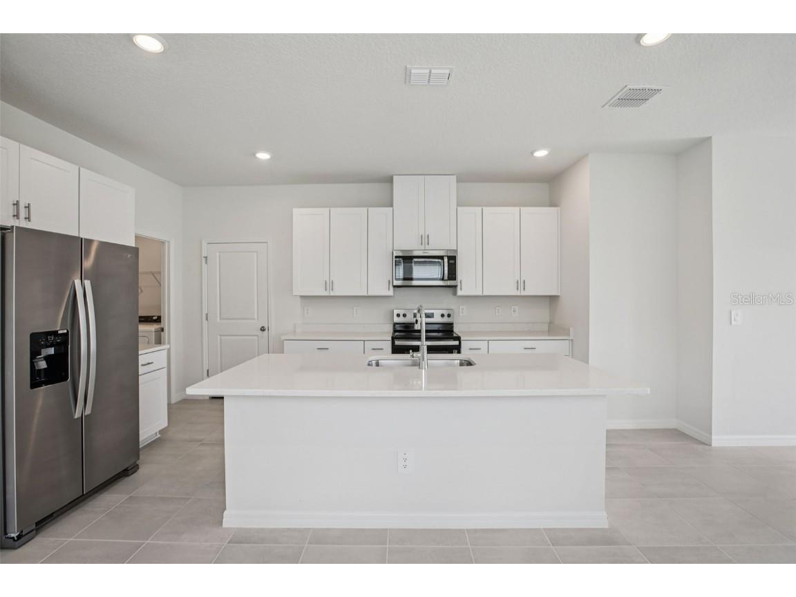 1820 Brekey Way Zephyrhills FL 33541 O6342333 image14