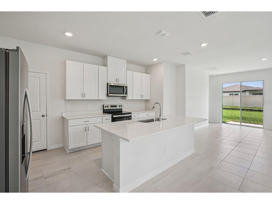 1820 Brekey Way Zephyrhills FL 33541 O6342333 image15