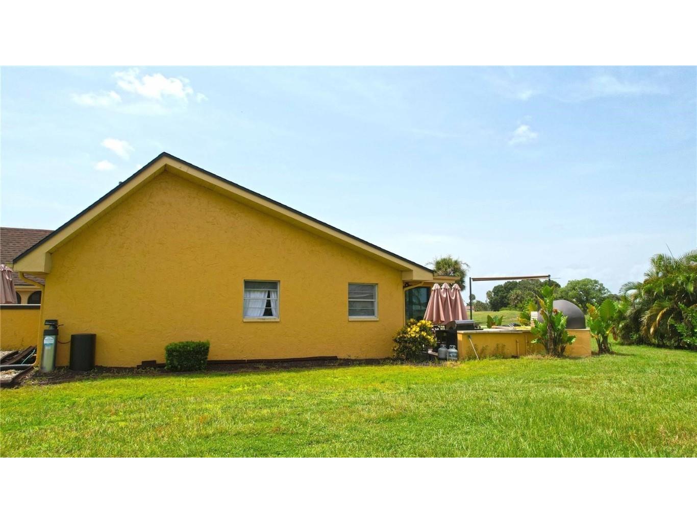 1820 El Rancho Drive Sun City Center FL 33573 A4661623 image12