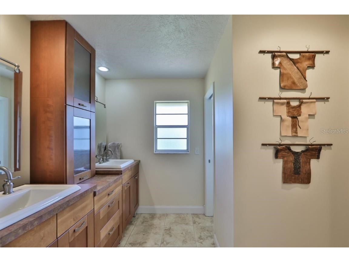 1820 El Rancho Drive Sun City Center FL 33573 A4661623 image30