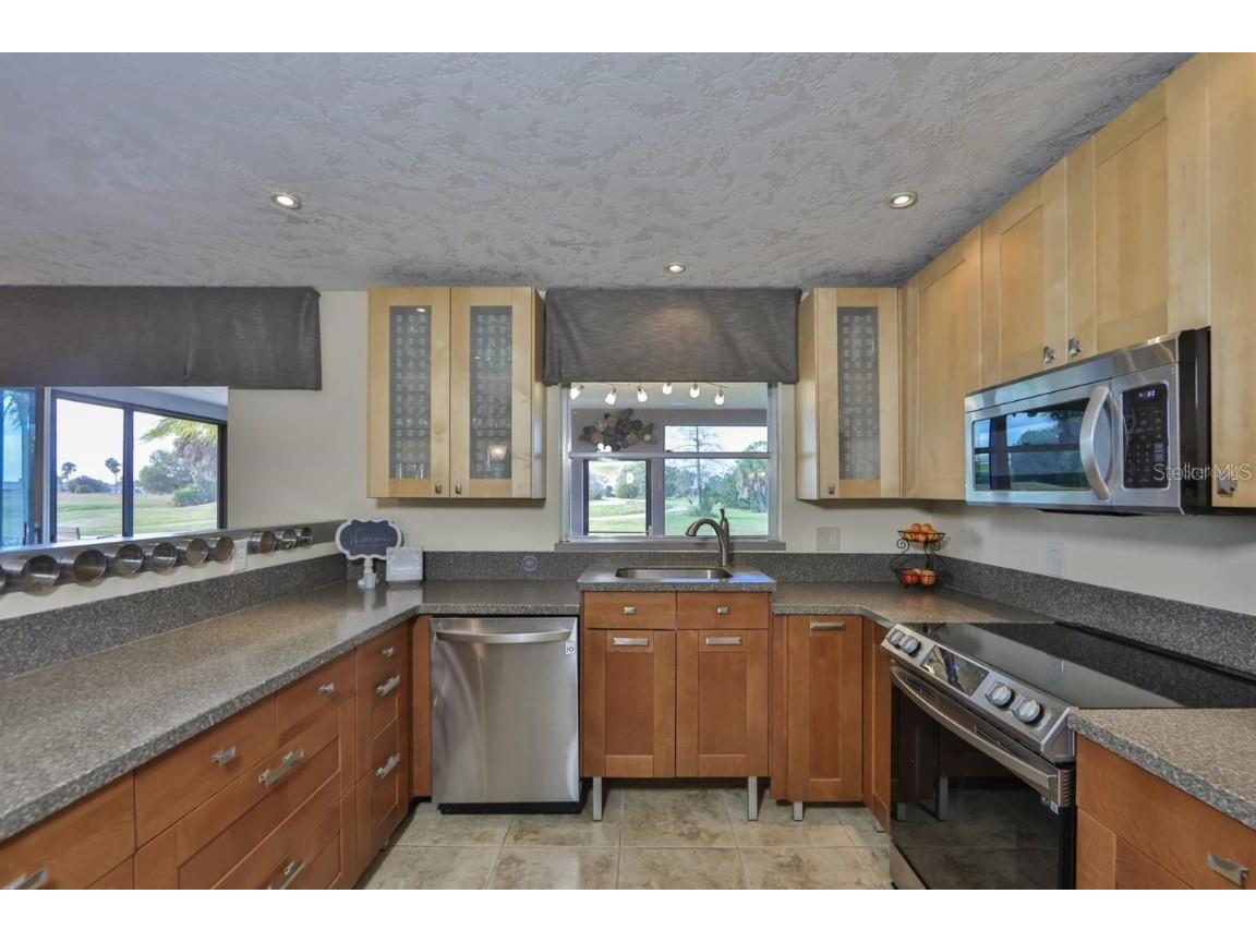 1820 El Rancho Drive Sun City Center FL 33573 A4661623 image38