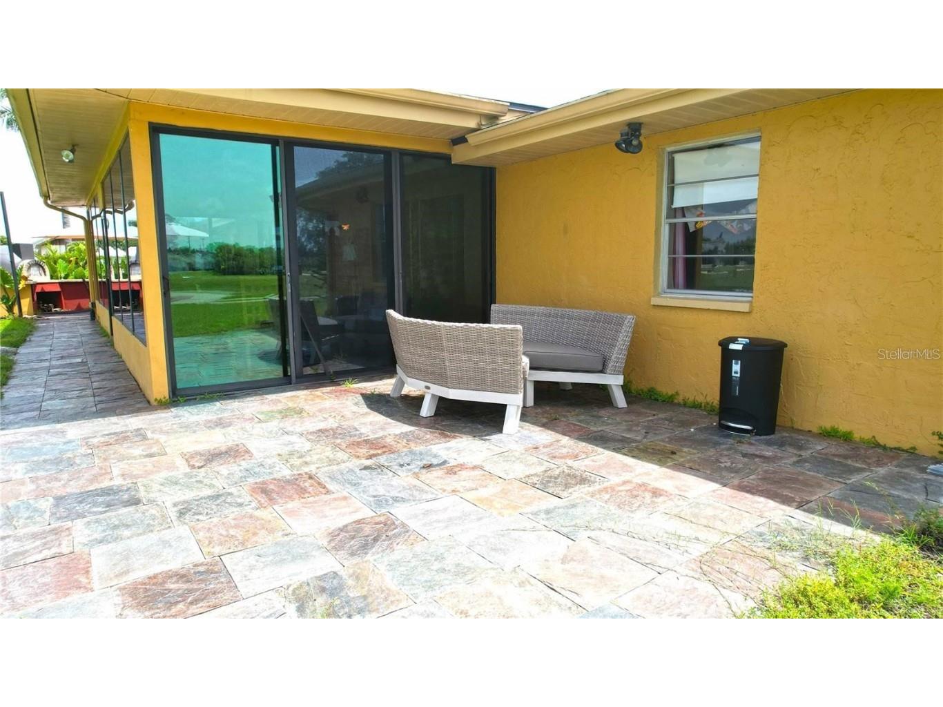 1820 El Rancho Drive Sun City Center FL 33573 A4661623 image6