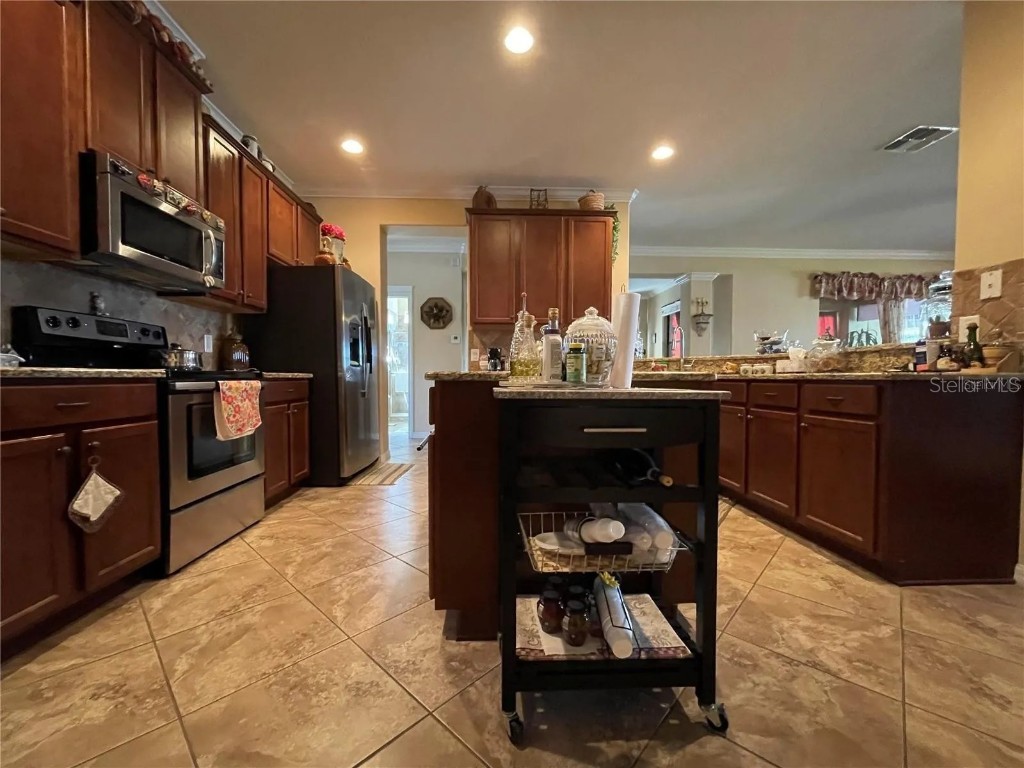 1820 Trophy Bass Way Kissimmee FL 34746 S5137706 image10