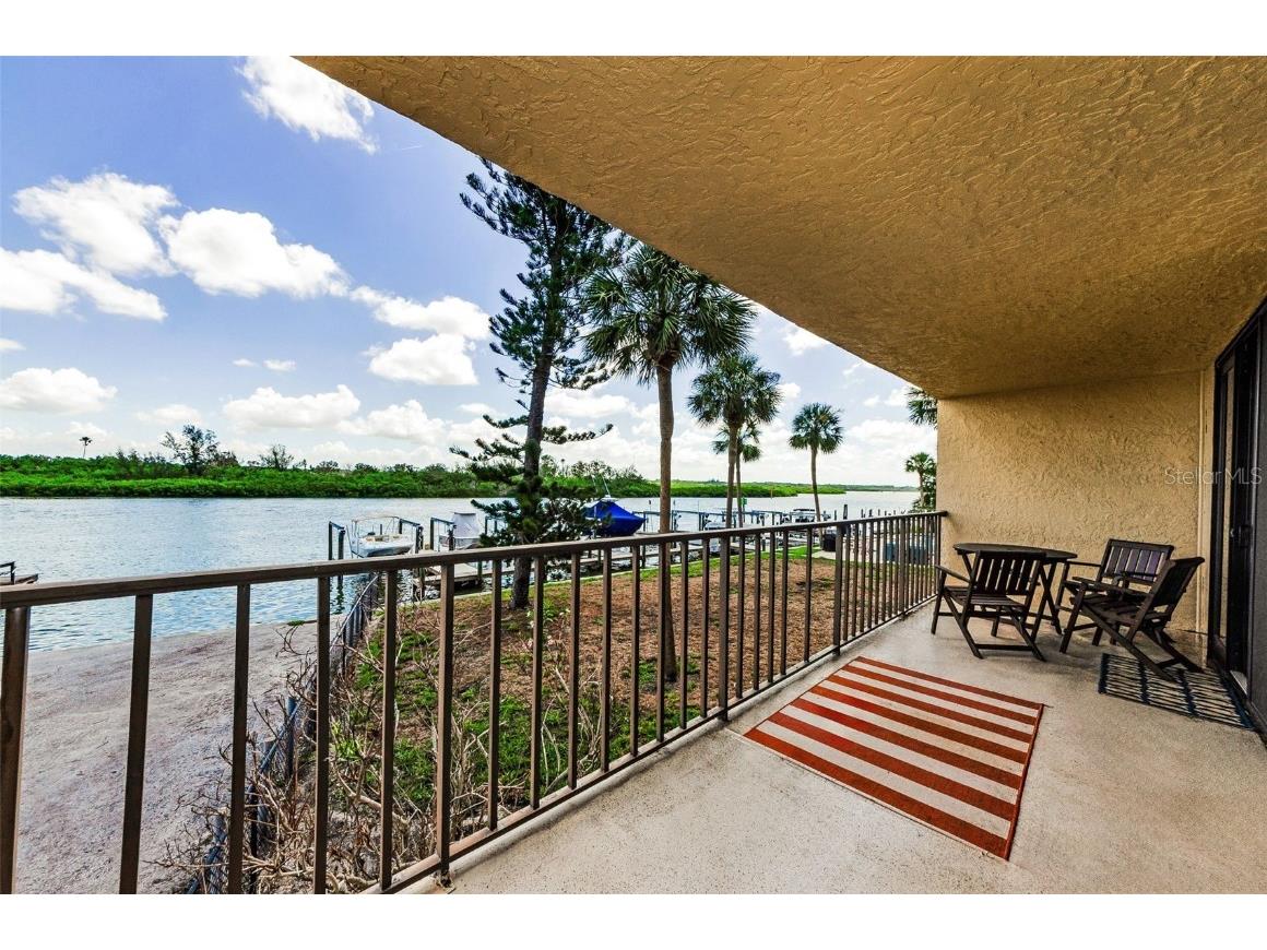 18201 Gulf Boulevard #201 Redington Shores FL 33708 TB8374171 image1