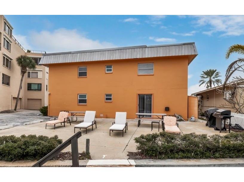 18205 Gulf Boulevard Saint Petersburg FL 33708 TB8423471 image3