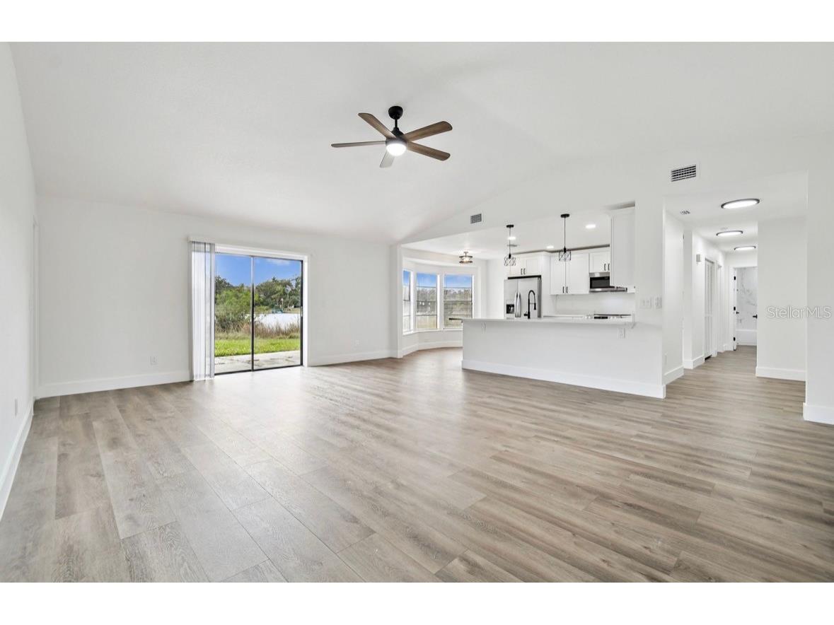 18208 State Road 52 Land O Lakes FL 34638 TB8453423 image15