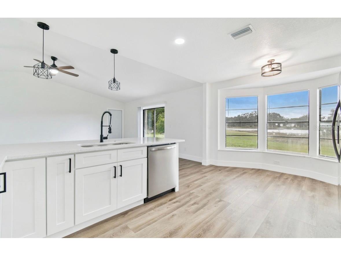 18208 State Road 52 Land O Lakes FL 34638 TB8453423 image9